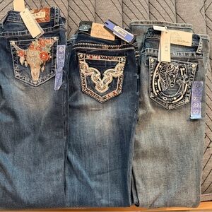 Grace Denim Jeans with Colorful Embroidery